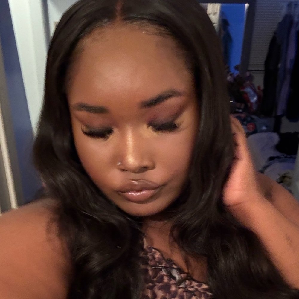 Meet your Posher, Jada